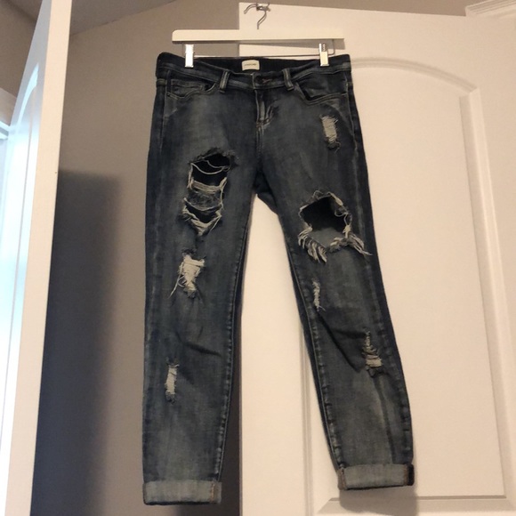 SNEAK PEEK JEANS - Size 5 - Picture 2 of 7